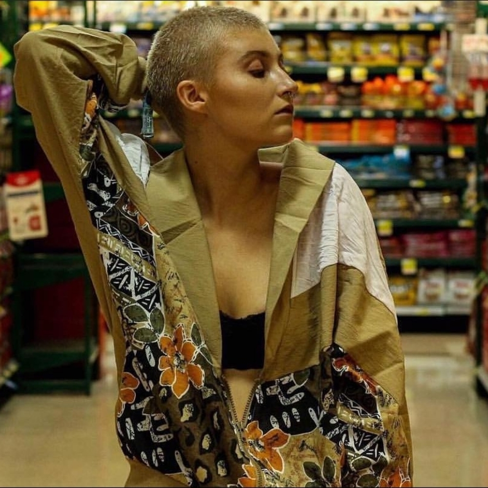 💔 4/$20 - Vintage Style Deep V Neck Flower Jacket